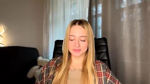 Kodi online show from 10/24/25, 06:43