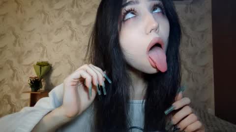 Snapshot of jettanicolay chatting on 03/14/26, 02:11 I am Gina ntmu Lets hit 10 Thumbs Up together online show from 03/14/26, 02:11