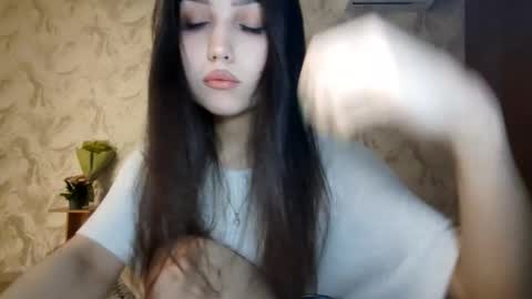 Snapshot of jettanicolay chatting on 03/17/26, 03:26 I am Gina ntmu Lets hit 10 Thumbs Up together online show from 03/17/26, 03:26