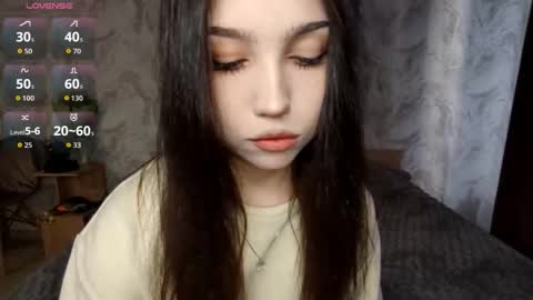 Snapshot of jettanicolay chatting on 03/21/26, 01:26 I am Gina ntmu Lets hit 10 Thumbs Up together online show from 03/21/26, 01:26