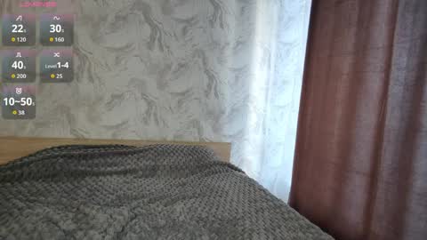 Snapshot of jettanicolay chatting on 04/02/26, 01:20 I am Gina ntmu Lets hit 10 Thumbs Up together online show from 04/02/26, 01:20