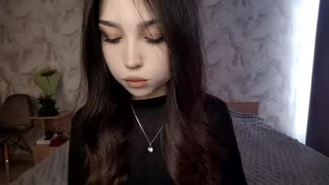 Snapshot of jettanicolay chatting on 04/13/26, 07:36 I am Gina ntmu Lets hit 10 Thumbs Up together online show from 04/13/26, 07:36