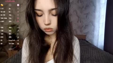 Snapshot of jettanicolay chatting on 04/14/26, 06:30 I am Gina ntmu Lets hit 10 Thumbs Up together online show from 04/14/26, 06:30