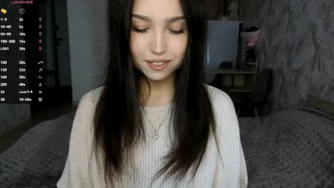 I am Gina ntmu Lets hit 10 Thumbs Up together online show from 05/14/26, 08:54