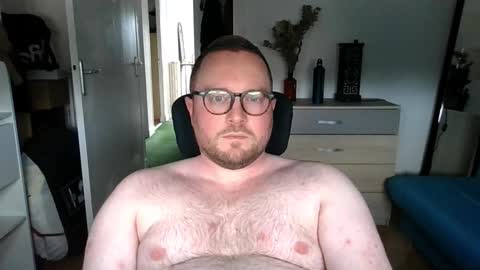 jeuneloup92 online show from 11/16/25, 11:49