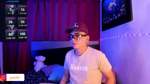 Snapshot of jey_keler chatting on 02/06/25, 02:22 jey keler online show from 02/06/25, 02:22
