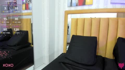 Snapshot of jeyandblae_ chatting on 02/07/25, 09:37 Jey online show from 02/07/25, 09:37