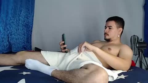 Snapshot of jeycob_happy97 chatting on 07/01/26, 12:12 Juan David online show from 07/01/26, 12:12