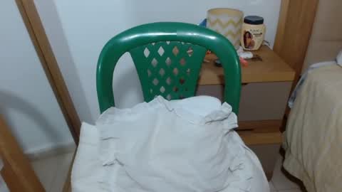 Snapshot of jeysangy chatting on 01/06/26, 06:00 rousbigtits online show from 01/06/26, 06:00