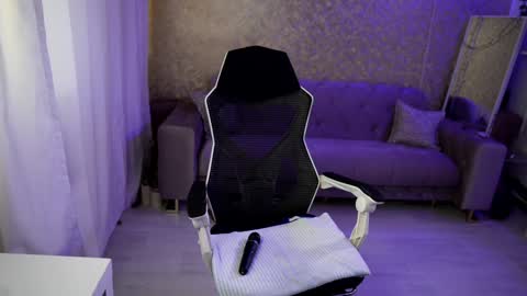 Snapshot of jeyssy69 chatting on 01/04/25, 06:41 Jeyssy also Andra  online show from 01/04/25, 06:41