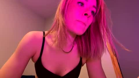 Snapshot of jezabellejane chatting on 03/01/26, 12:23 Princess online show from 03/01/26, 12:23