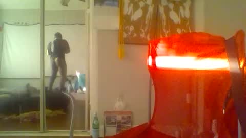 Snapshot of jezone200 chatting on 09/16/25, 12:06 J One 55 online show from 09/16/25, 12:06