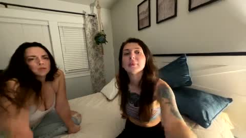 Snapshot of jfsparxxx chatting on 12/04/24, 05:49 jfsparxxx online show from 12/04/24, 05:49