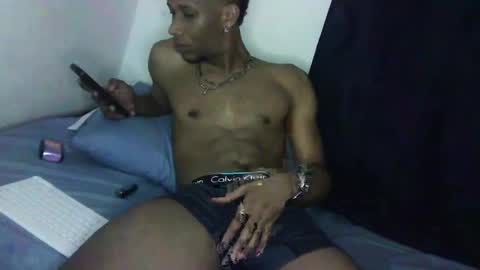 Snapshot of jg1105 chatting on 03/12/25, 03:13 jg1105 online show from 03/12/25, 03:13