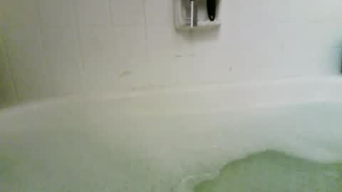 Snapshot of jg710394 chatting on 03/16/26, 01:33 Joseph Mendham online show from 03/16/26, 01:33