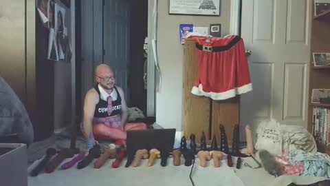 Snapshot of jghosty69 chatting on 02/07/25, 12:42 Nasty Cumslut online show from 02/07/25, 12:42