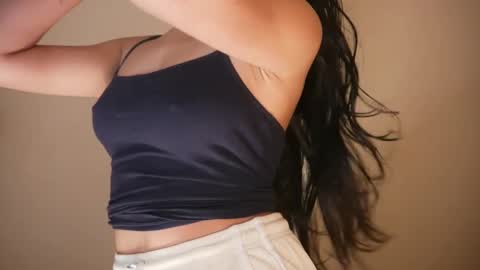 Jhaanvi online show from 03/01/25, 06:43