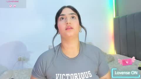 jhackelin  My independent account online show from 02/22/26, 02:02