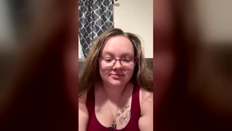 Snapshot of jhamm007 chatting on 12/22/25, 01:24 jhamm007 online show from 12/22/25, 01:24