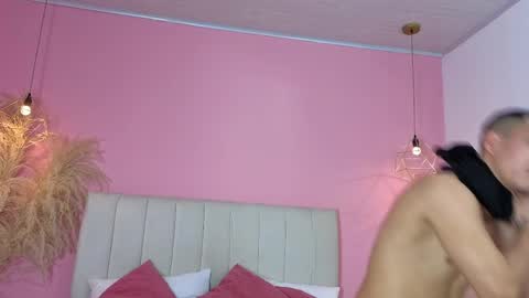 Snapshot of jhan_vassilis chatting on 04/29/26, 04:38 Jhan online show from 04/29/26, 04:38