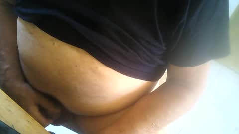 Snapshot of jhandyman1221 chatting on 07/29/26, 09:29 jhandyman1221 online show from 07/29/26, 09:29