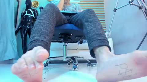 Jharol  online show from 12/05/25, 07:17