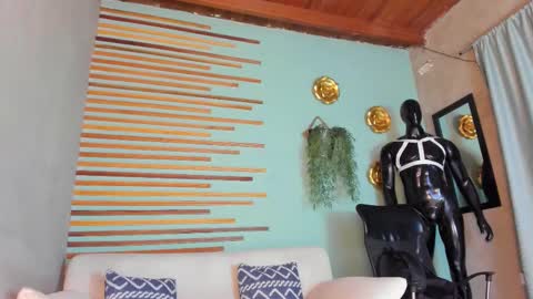 Jharol  online show from 02/15/26, 01:09