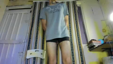 Snapshot of jharol_cardona chatting on 06/08/26, 01:28 Jharol online show from 06/08/26, 01:28