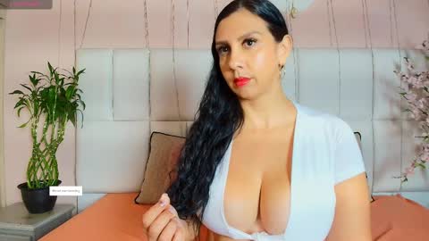 Snapshot of jhasly_am chatting on 02/28/25, 11:47 jhasly online show from 02/28/25, 11:47