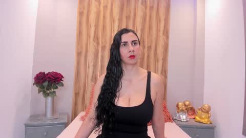 Snapshot of jhasly_am chatting on 10/24/25, 12:01 jhasly online show from 10/24/25, 12:01