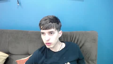 Snapshot of jheampiero chatting on 11/20/25, 12:49 Jheampiero online show from 11/20/25, 12:49