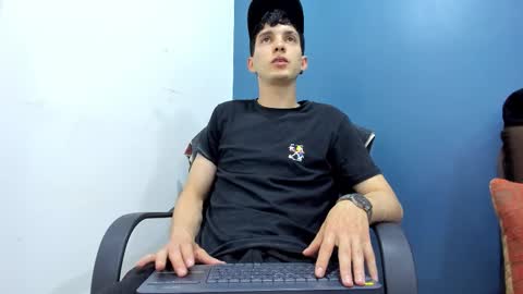 Snapshot of jheampiero chatting on 02/12/26, 09:10 Jheampiero online show from 02/12/26, 09:10