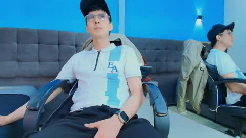 Snapshot of jheampiero chatting on 05/14/26, 03:19 Jheampiero online show from 05/14/26, 03:19