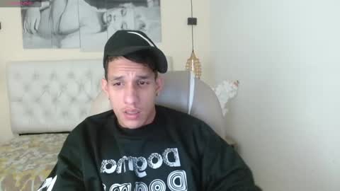 Snapshot of jheidertwink chatting on 12/08/24, 07:26 Jheider R. online show from 12/08/24, 07:26