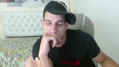 Snapshot of jheidertwink chatting on 12/08/24, 10:30 Jheider R. online show from 12/08/24, 10:30