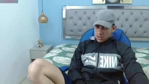 Snapshot of jheidertwink chatting on 12/27/24, 07:29 Jheider R. online show from 12/27/24, 07:29