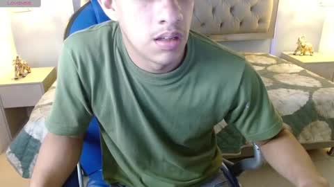 Snapshot of jheidertwink chatting on 12/28/24, 05:23 Jheider R. online show from 12/28/24, 05:23