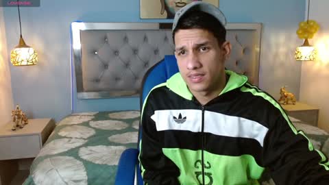 Snapshot of jheidertwink chatting on 12/29/24, 03:22 Jheider R. online show from 12/29/24, 03:22