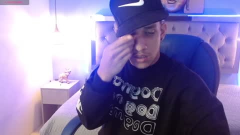 Snapshot of jheidertwink chatting on 01/17/25, 07:08 Jheider R. online show from 01/17/25, 07:08