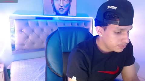 Snapshot of jheidertwink chatting on 02/11/25, 03:29 Jheider R. online show from 02/11/25, 03:29