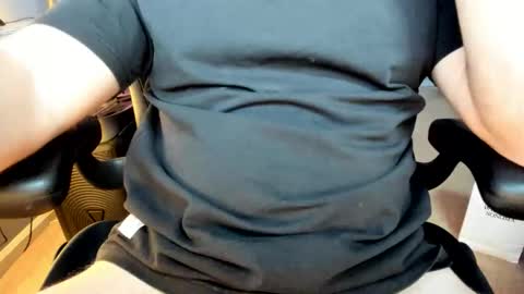 Snapshot of jhernandez13 chatting on 01/31/26, 10:19 jhernandez13 online show from 01/31/26, 10:19