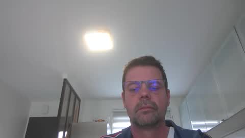 Snapshot of jhmec44000 chatting on 03/31/26, 07:42 jhmec44000 online show from 03/31/26, 07:42