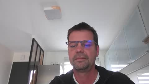 Snapshot of jhmec44000 chatting on 05/05/26, 12:35 jhmec44000 online show from 05/05/26, 12:35