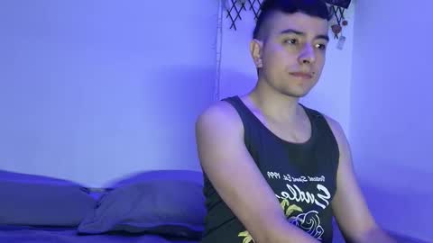 Snapshot of jhoan_saenz chatting on 10/19/25, 11:05 Jhoan Saenz online show from 10/19/25, 11:05