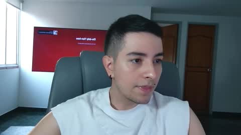 Snapshot of jhoan_saenz chatting on 11/09/25, 09:35 Jhoan Saenz online show from 11/09/25, 09:35