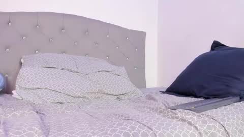 jhoanatrans22 online show from 01/24/25, 11:23