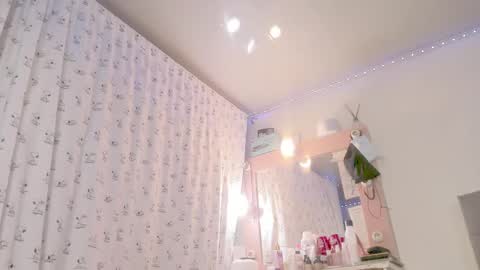 jhoanatrans22 online show from 02/05/25, 05:30