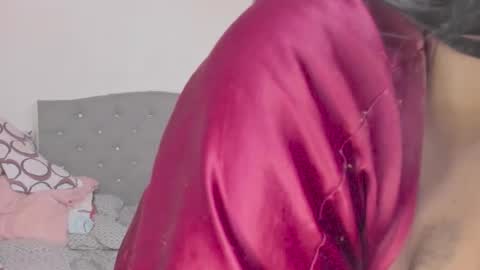 jhoanatrans22 online show from 09/10/25, 03:34