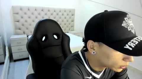 jhoanleandro online show from 02/02/26, 06:23