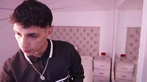 jhoanleandro online show from 04/05/26, 04:09